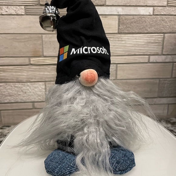 Forever Fern - Take a look at all the amazing items in this closet collection! - Picture 10 of 14